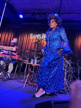 Macy Gray 2.jpg