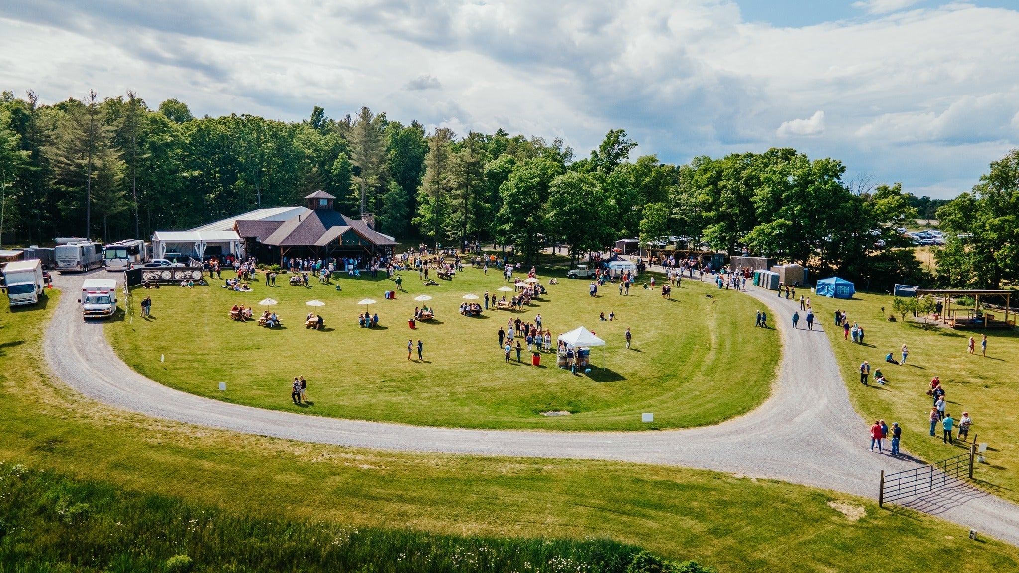Point-of-the-Bluff-Concerts-46190f7beb-2d6569ead2.jpg